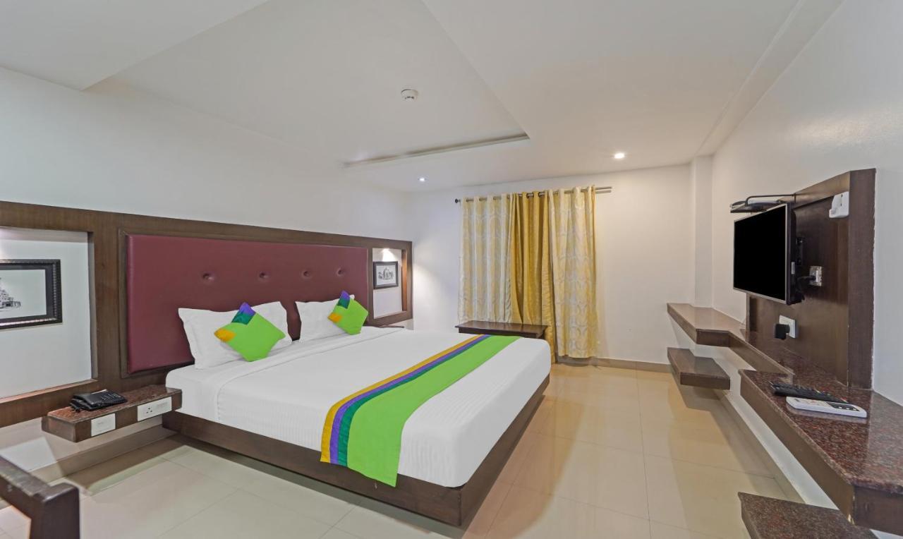 Treebo South Avenue, 700 Mts From Promenade Beach Pondicherry Esterno foto